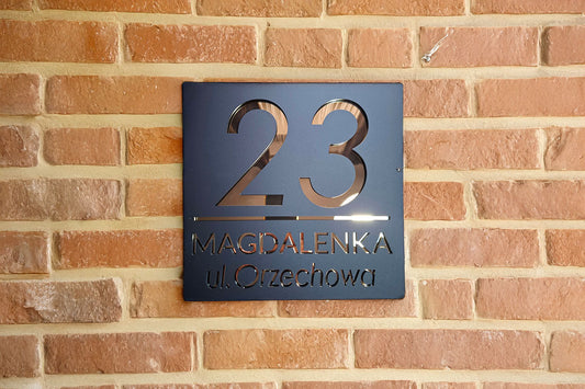 🏠 Nowoczesne tabliczki adresowe – plexi, metal, drewno – co wybrać?