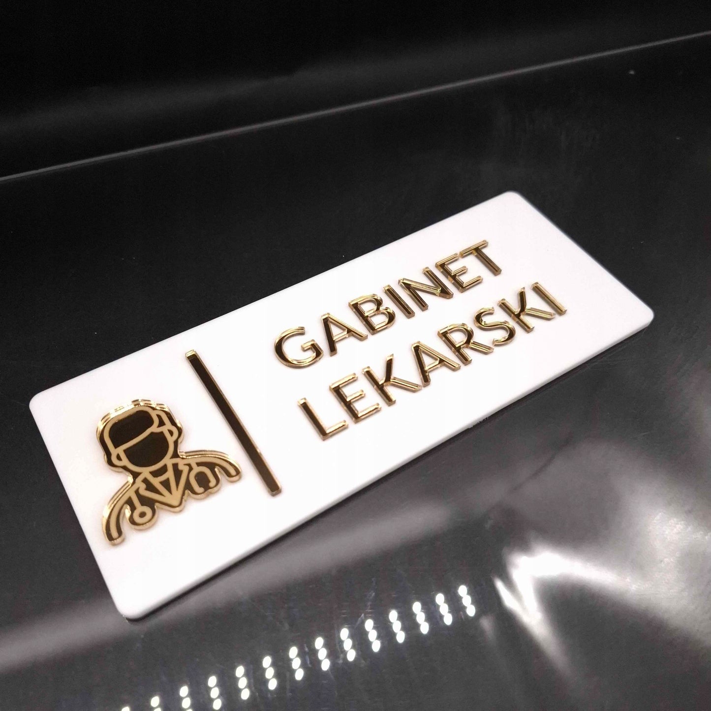 TABLICZKA NA DRZWI Z NAPISEM GABINET LEKARSKI DO KLINIK PRZYCHODNI 3D