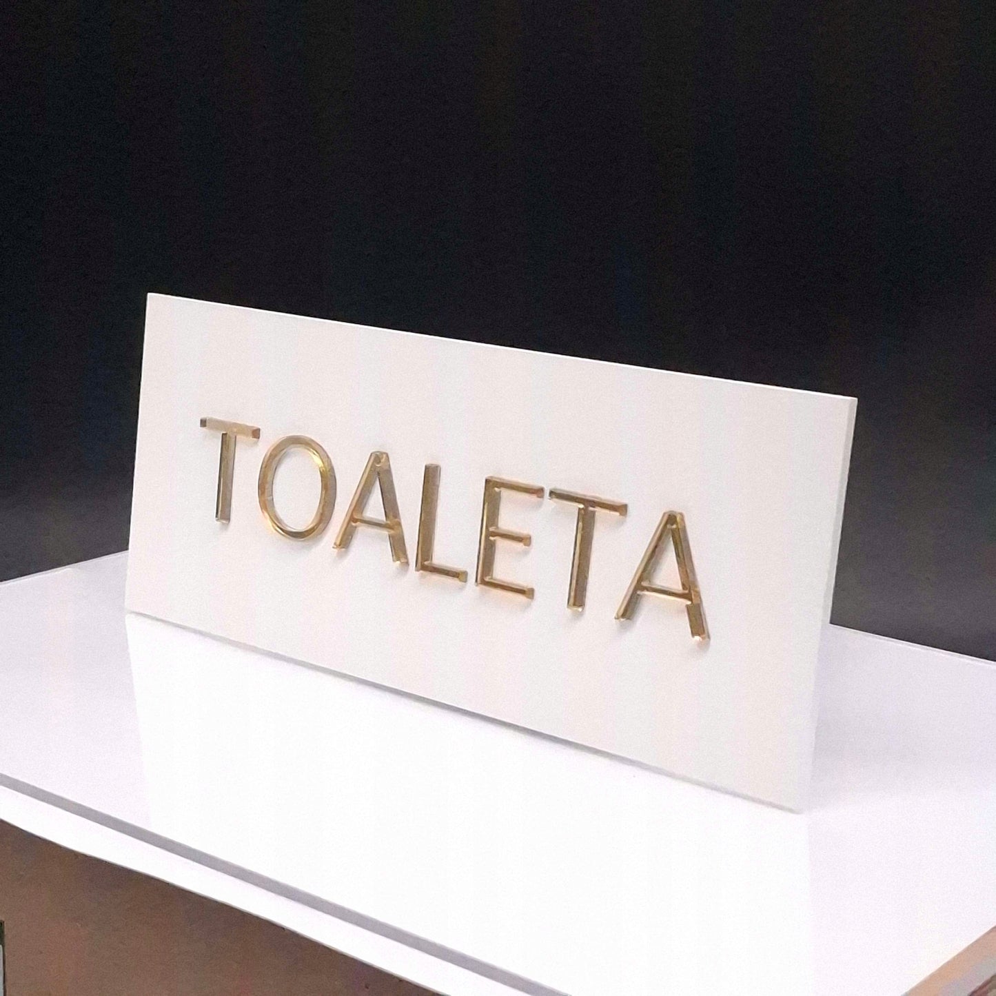 TABLICZKA NA DRZWI TOALETA DO BIURA INFORMACYJNA PLEXI ZŁOTE NAPISY GLAMOUR