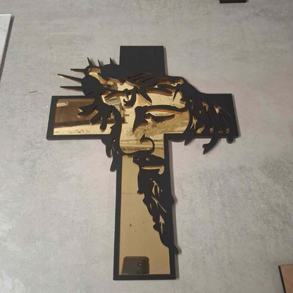 KRZYŻ KRZYŻYK Z JESUZEM JEZUS CHRYSTUS NA ŚCIANĘ OBRAZ RELIGIJNY AŻUROWY